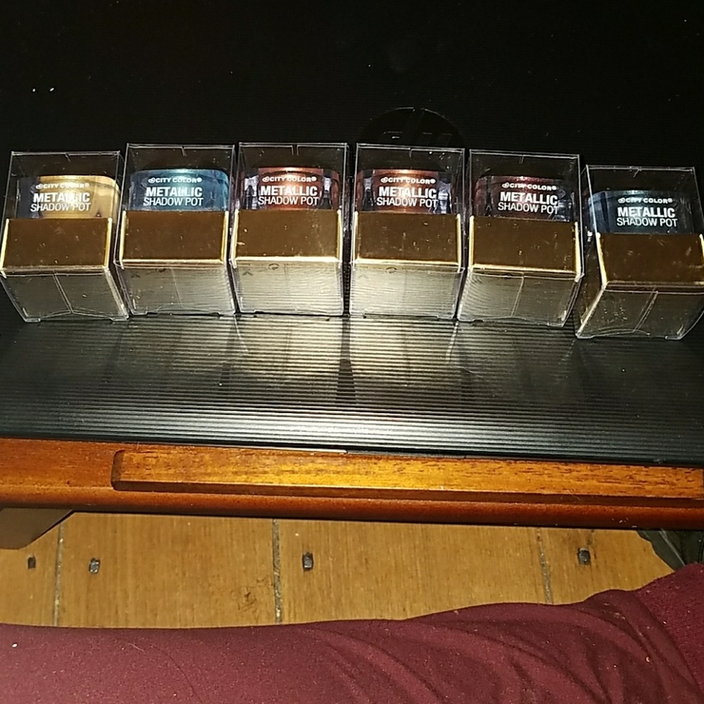 City Color Metallic Shadow Pots